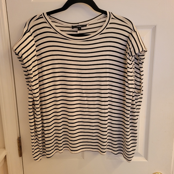 Lulus Black n White Striped muscle tee - Picture 4 of 6